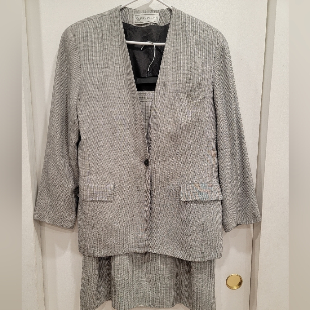 Evan Picone Black and White Two Piece Skirt Suit Size 14 & 16